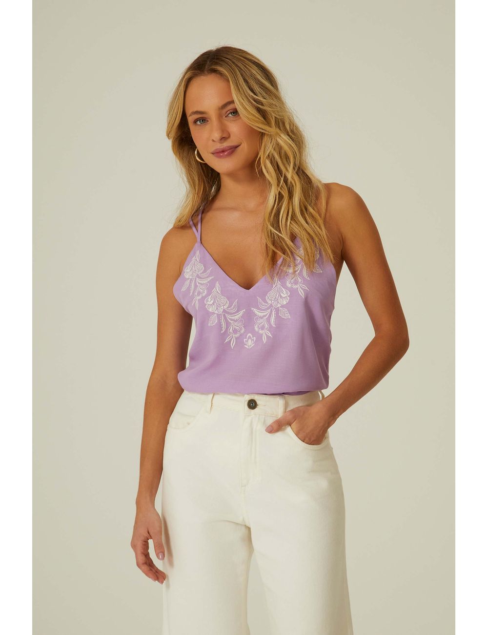 Blusa Alcinha Bordado Encanto