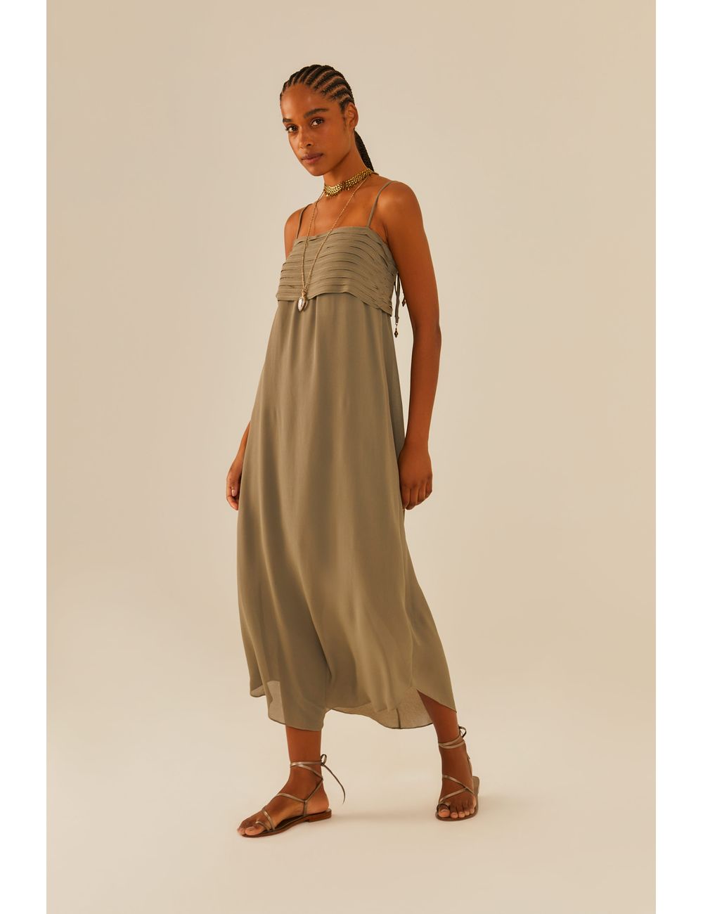 Vestido Midi Ggt Busto Pregas à Fio