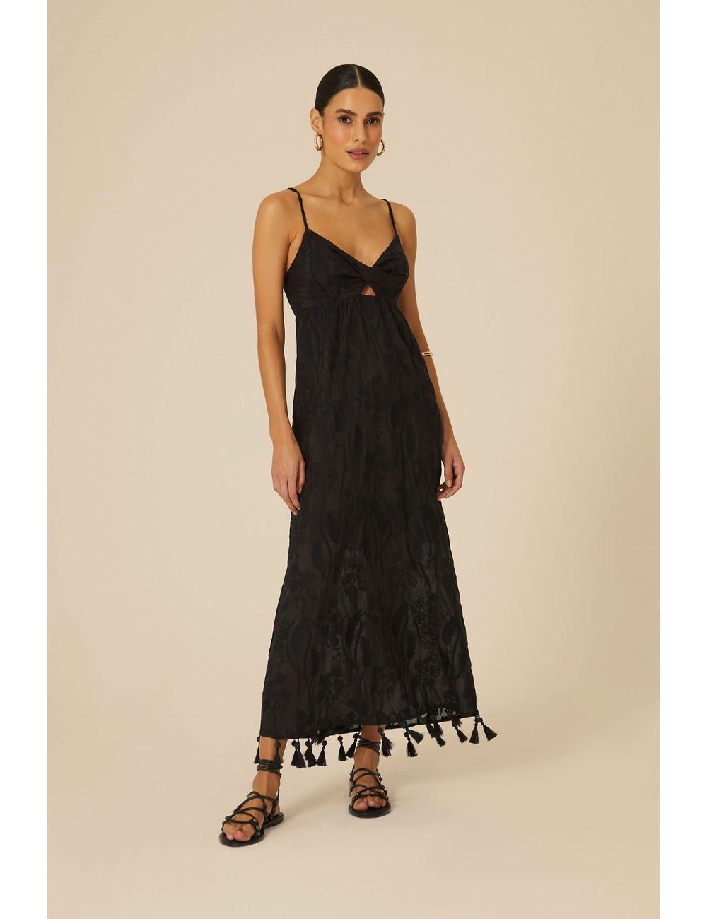 Vestido Seda Midi Bordado