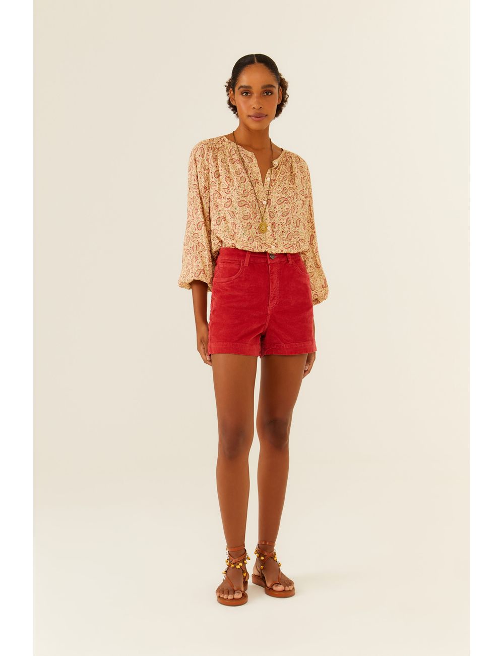 Short Sarja Veludo Cotelê