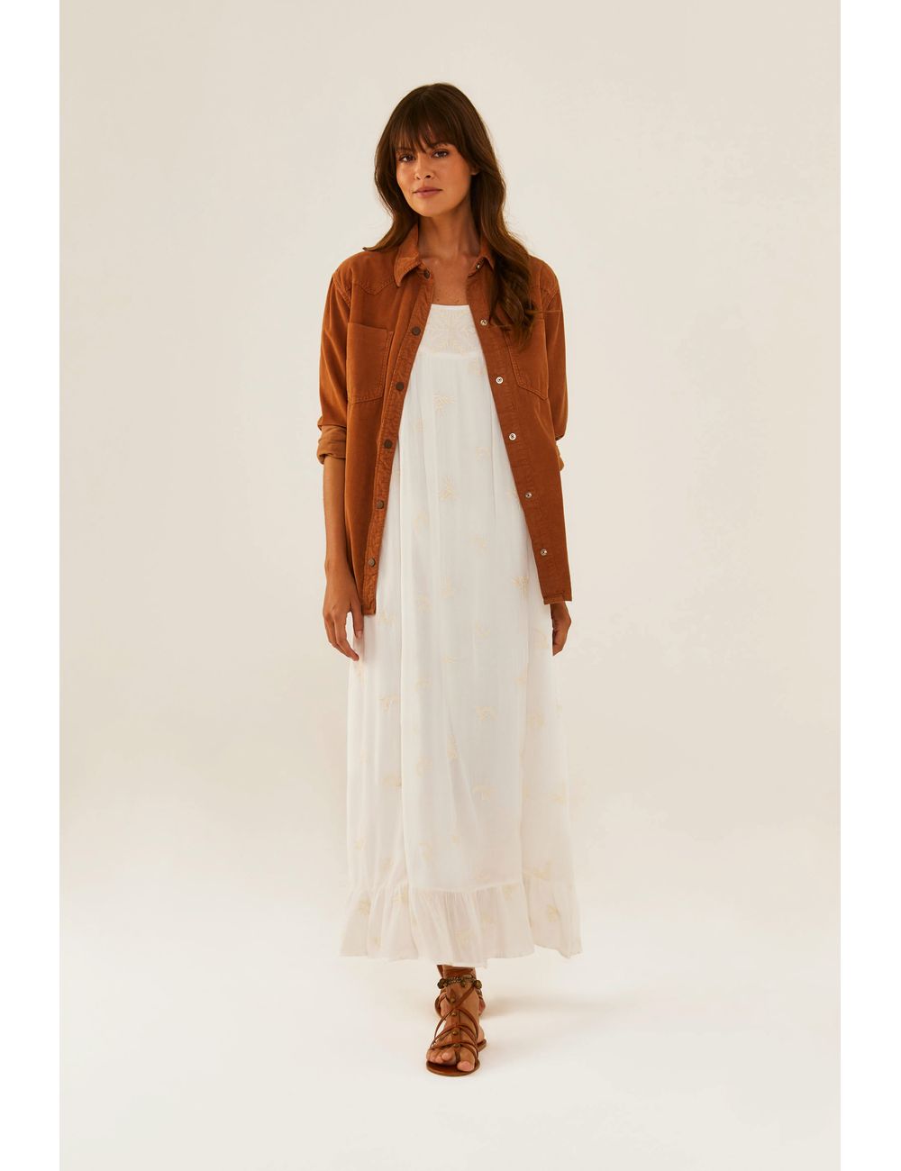 Vestido Midi Bordado Tulipa Off
