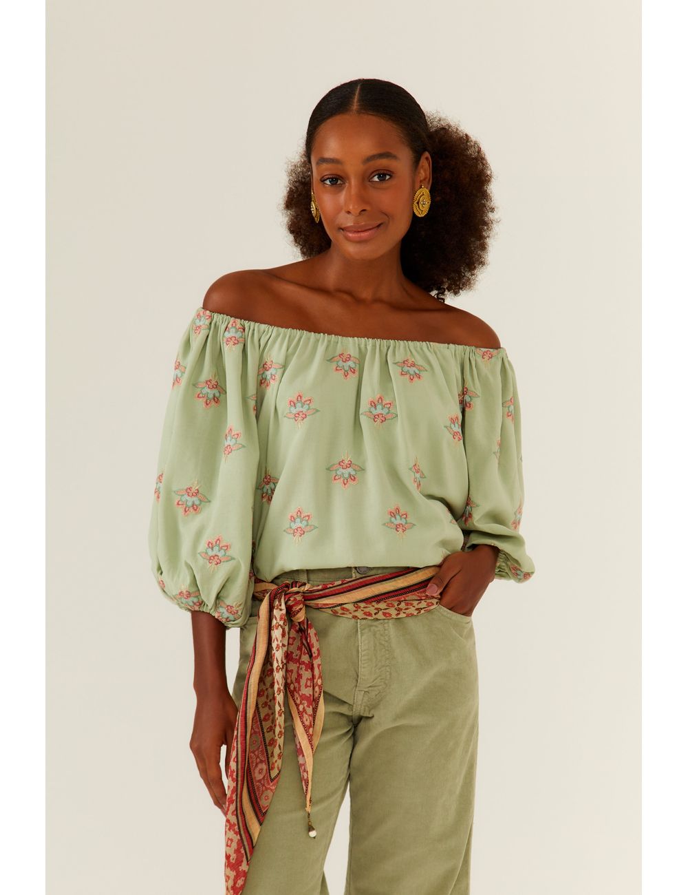 Blusa Bordado Lótus