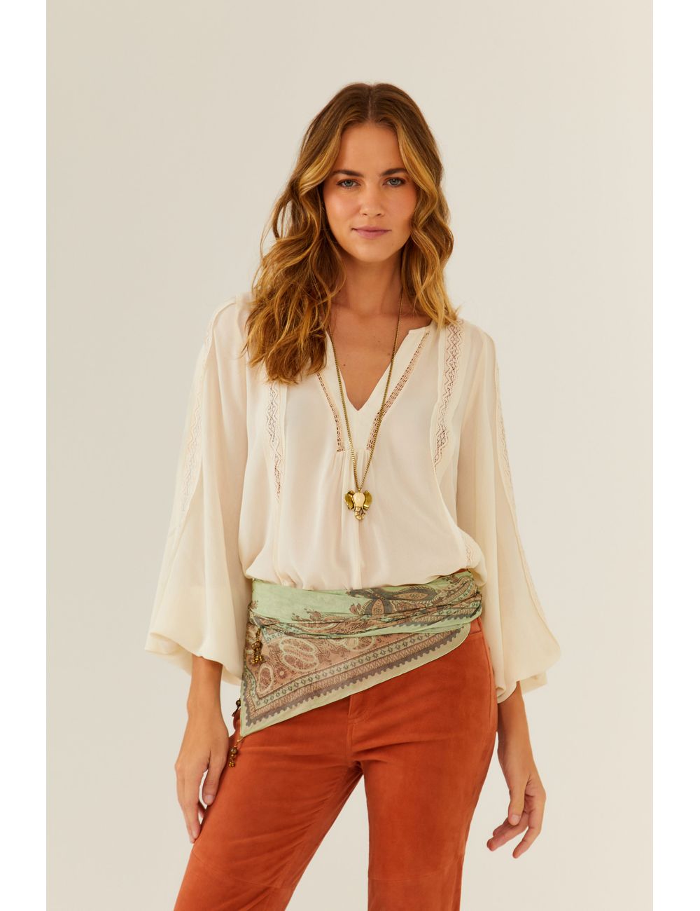 Blusa Manga Longa Ggt Rendas