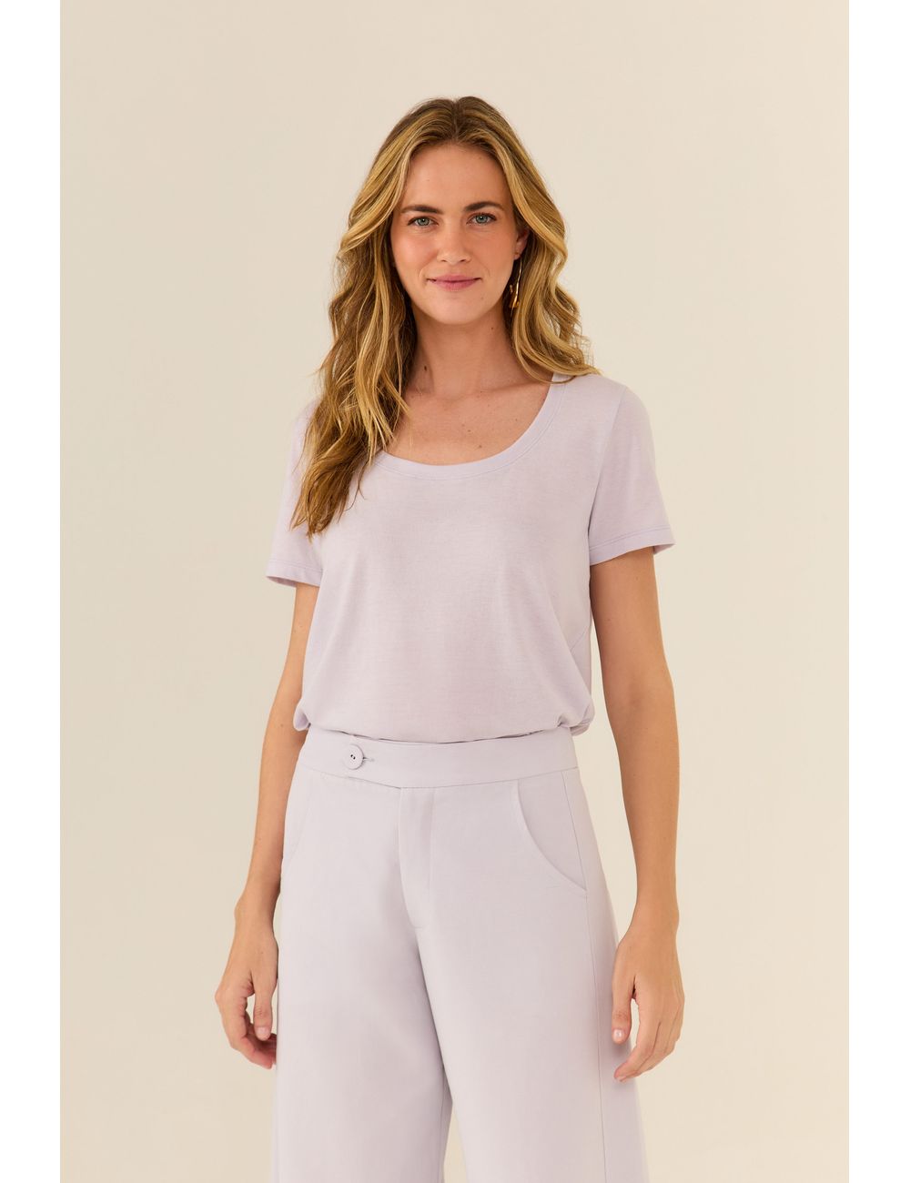 Blusa Básica Decote u