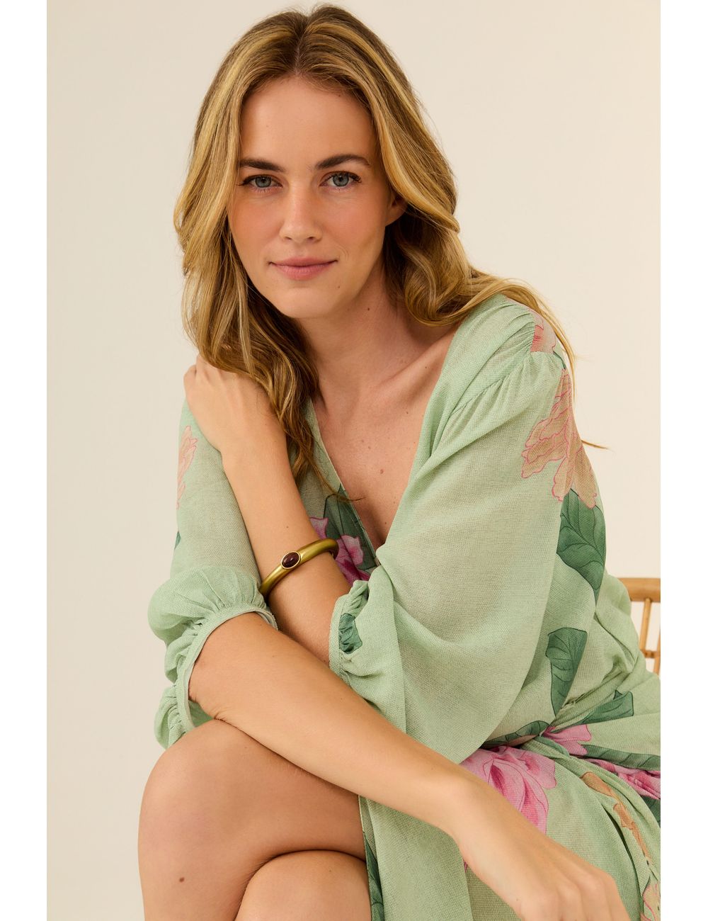 Pulseira Detalhe Pedra Terrosa - Dourado / U