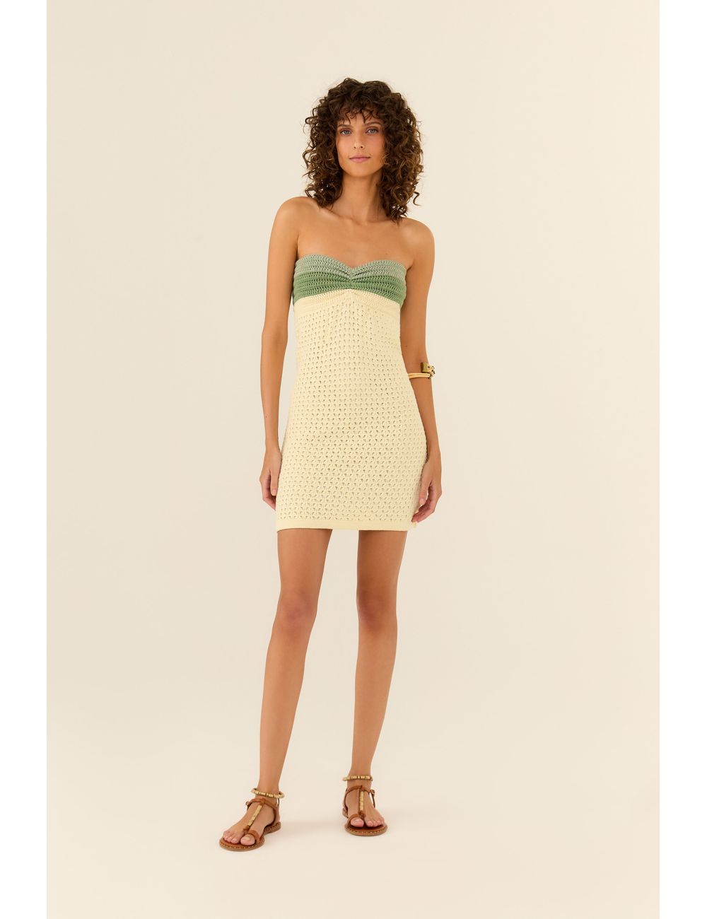 Vestido Tricot Bojo Detalhe Cor