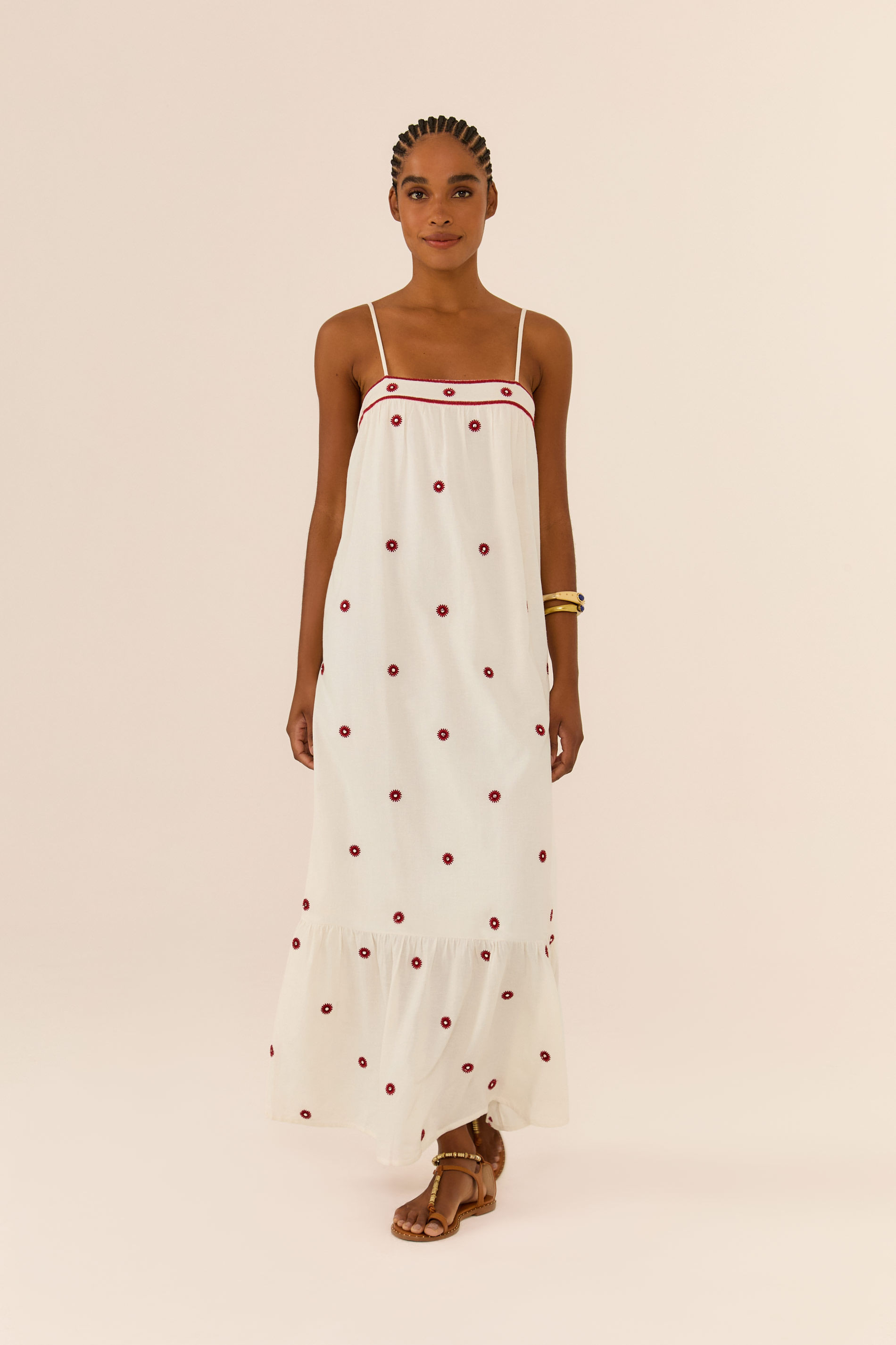 Vestido Midi Bordado Espelhinhos