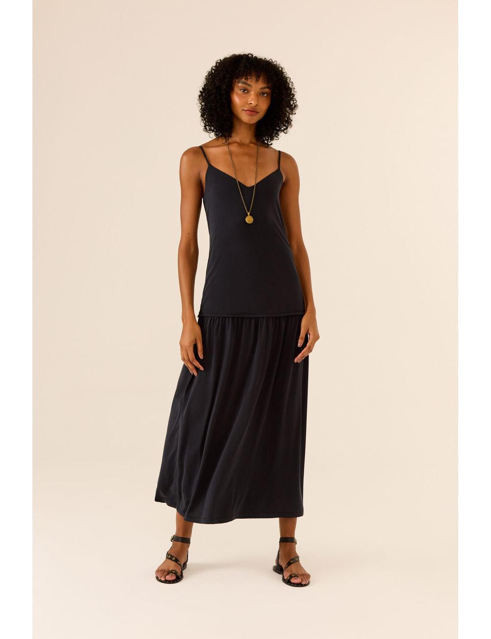 Vestido Longo Volume Saia