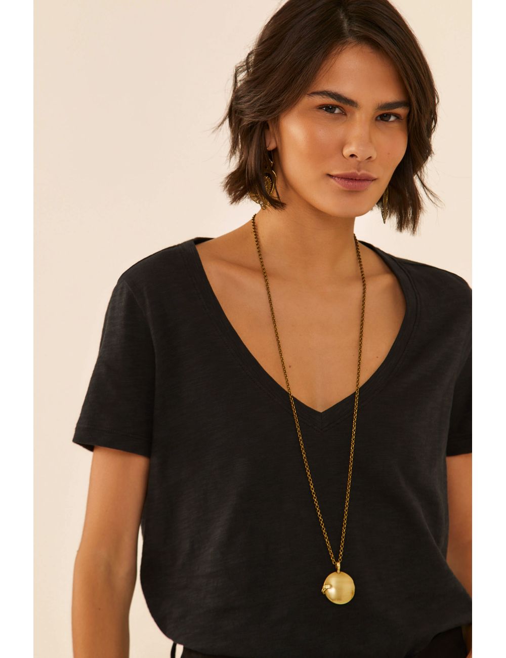 Blusa Básica Decote v