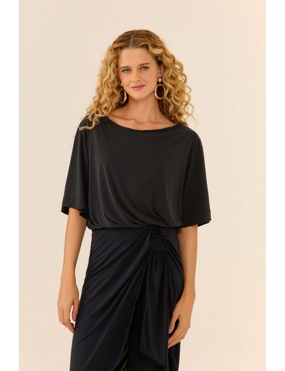 Blusa Curta Manga Ampla