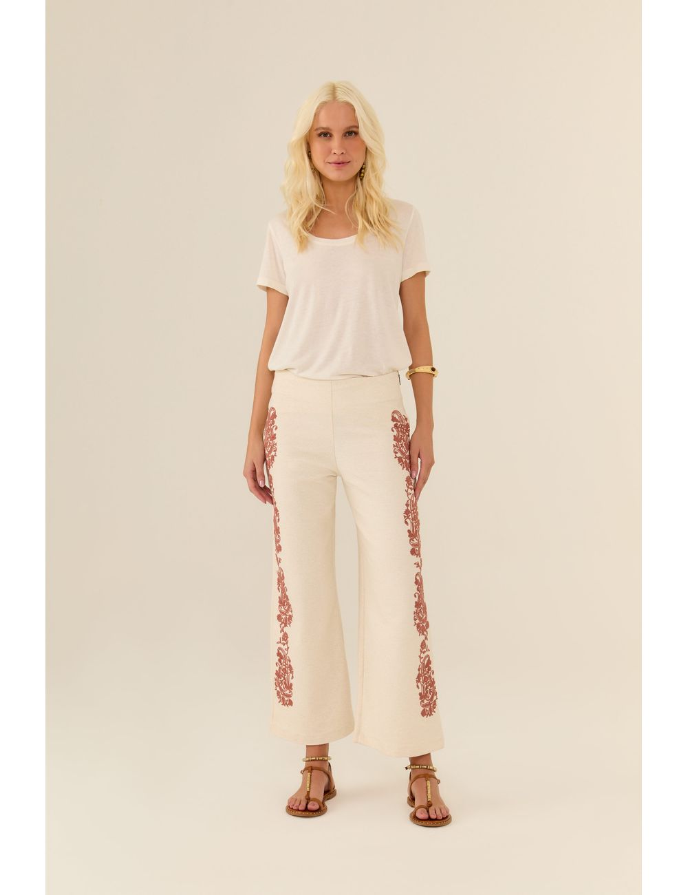 Calça Reta Bordado