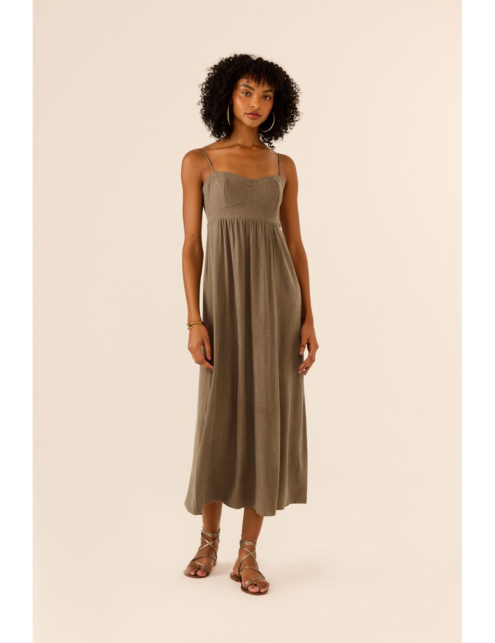 Vestido Longo Busto Recortes