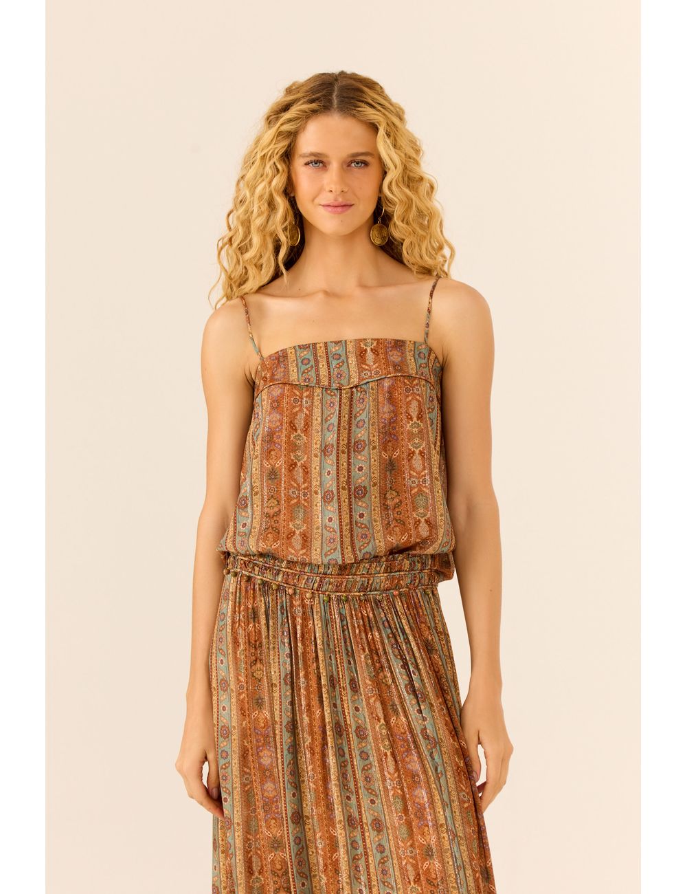 Blusa Alça Estampa Tapestry