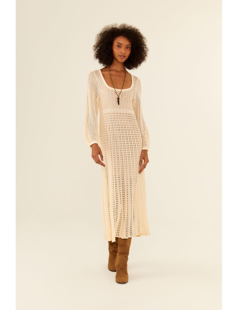 Vestido Tricot Manga Longa Rendado