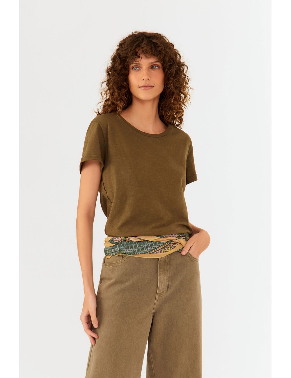 Blusa Manga Curta Acabamentos a Fio