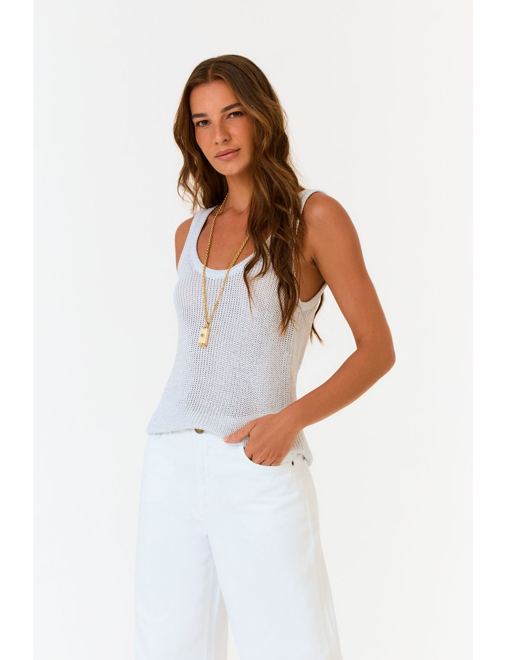 Regata Tricot Básica Decote Arredondado