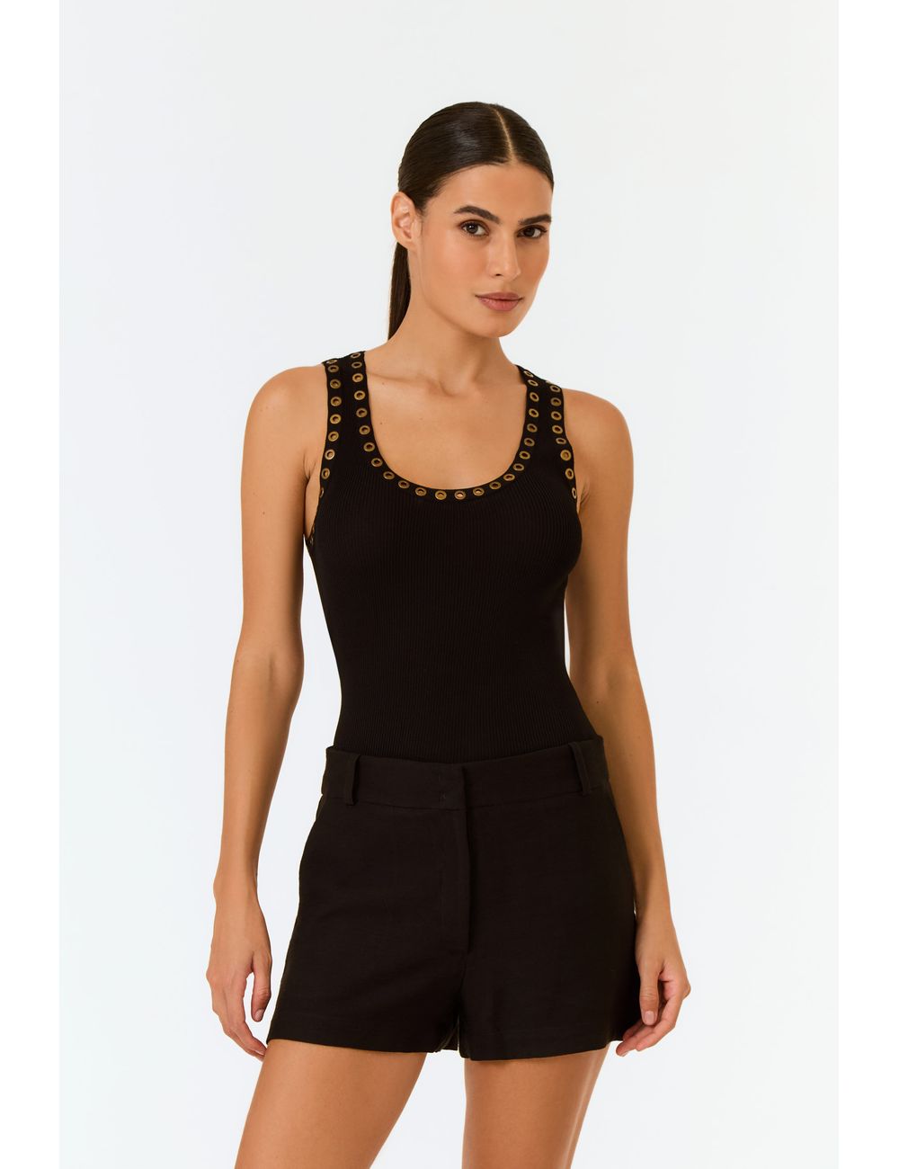 Regata Tricot Detalhe Ilhós