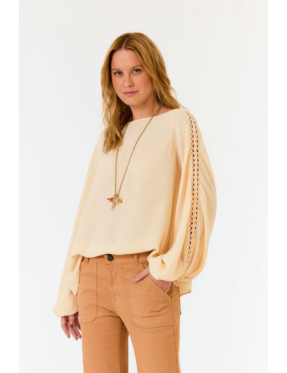 Blusa Ggt Lateral Trançada