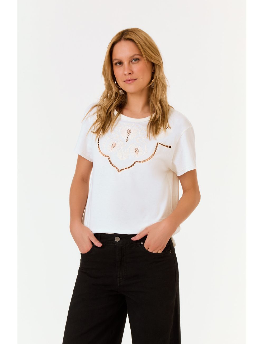 Blusa Tshirt Bordado Rechilieur