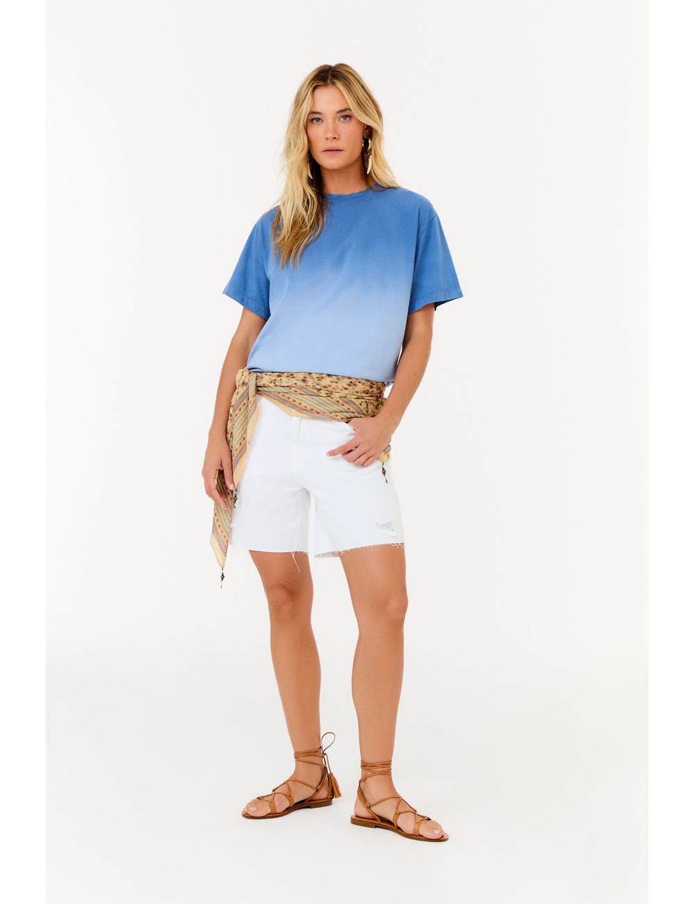 Bermuda Sarja Com Desgaste