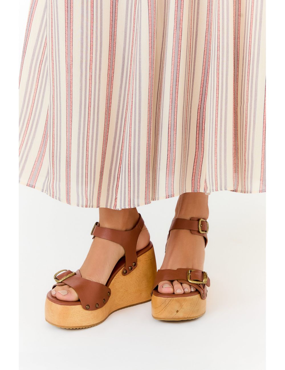 Sandália Couro Plataforma Madeira