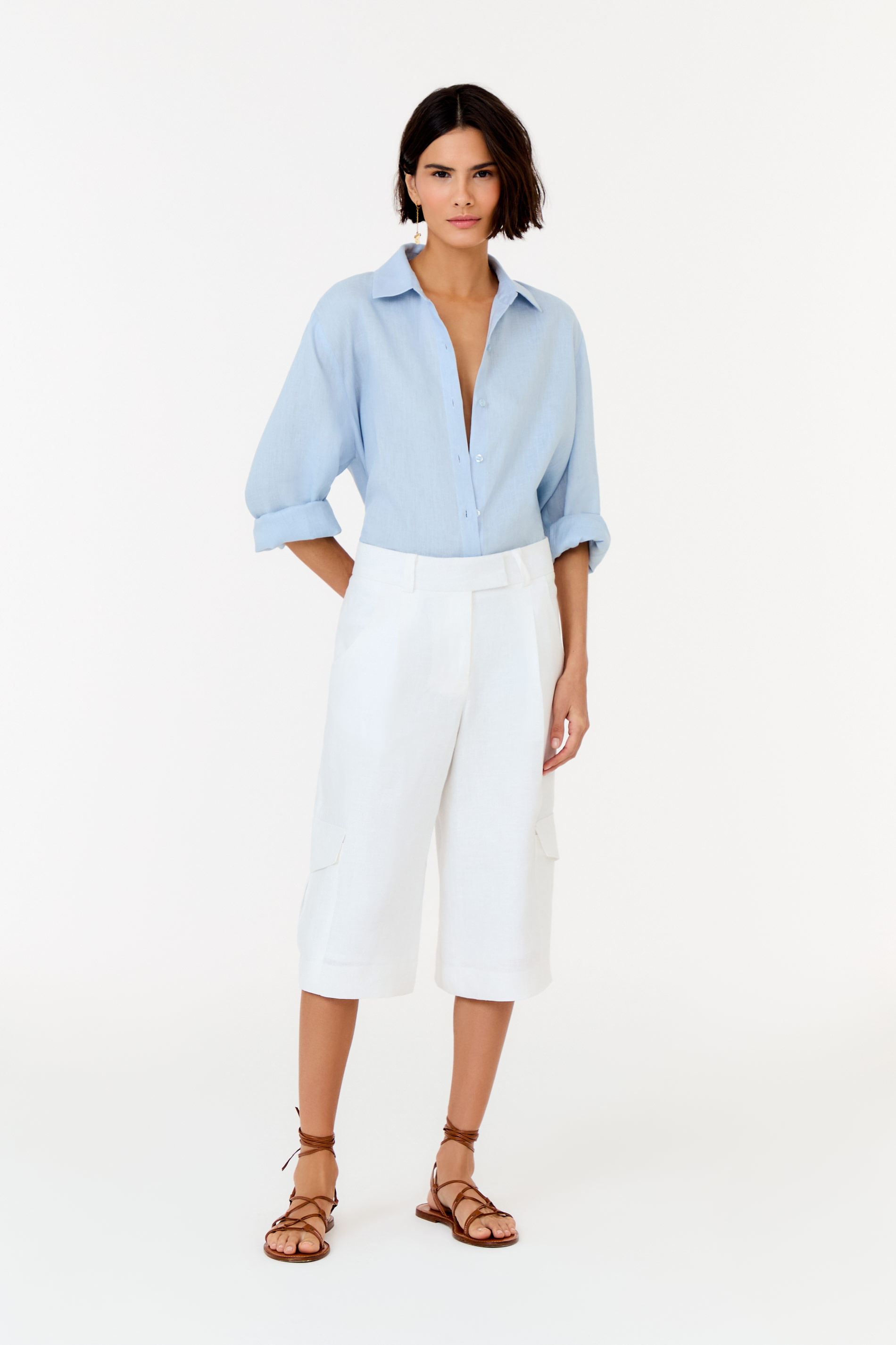 1524972_0002_1-AV-BERMUDA-UTILITARIO-LINHO