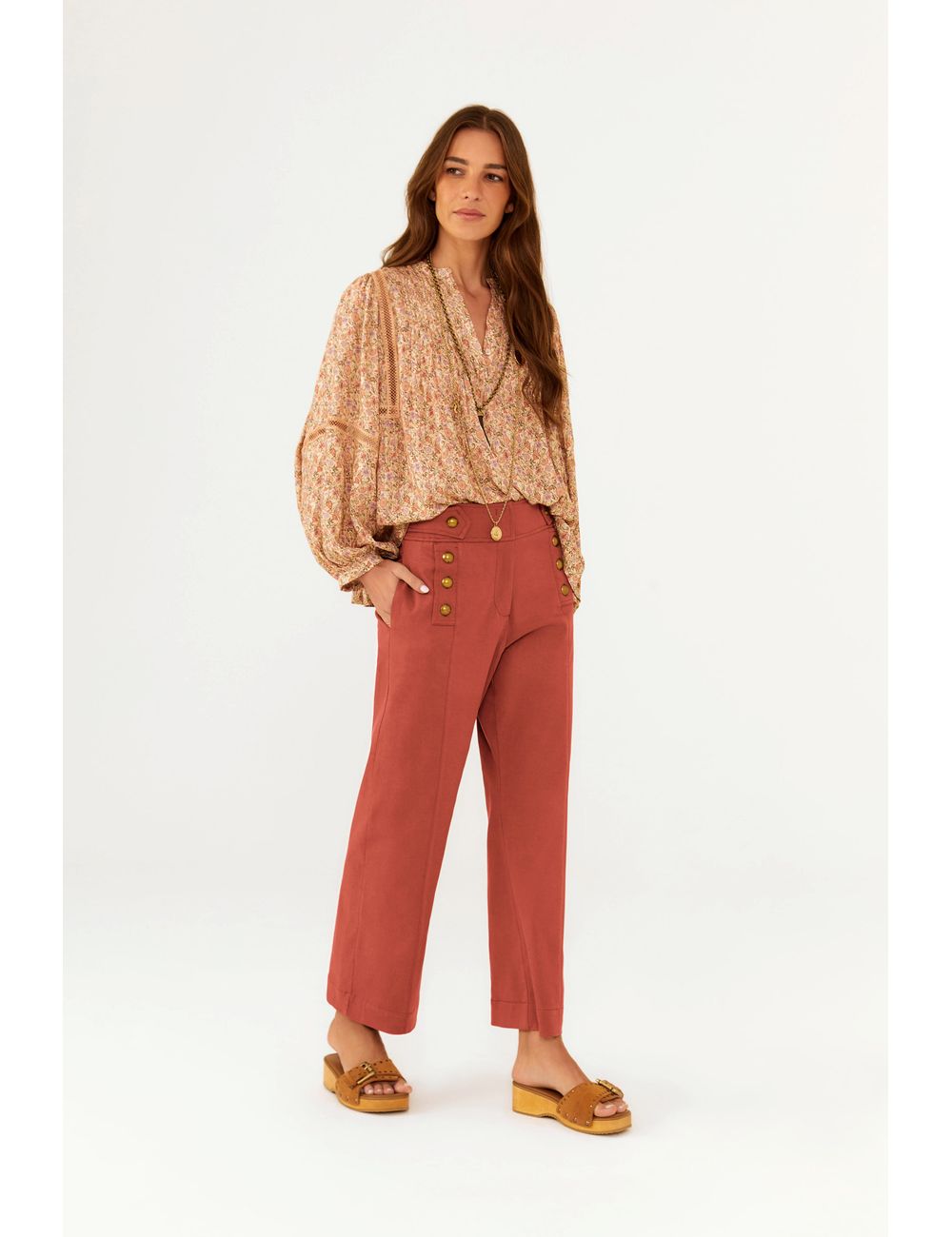 Calça Rebites