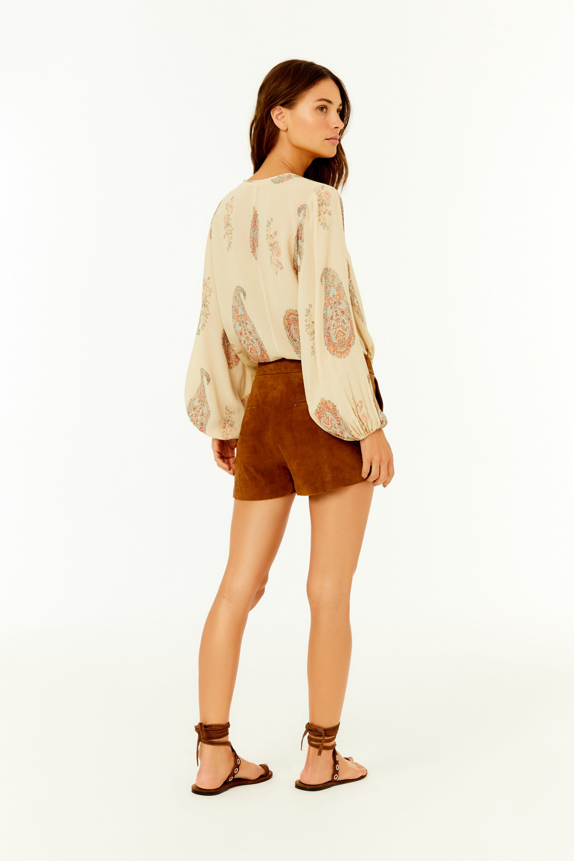 THE SHISHIKUI シシクイ Cami Short / CAMEL Short Chamois
