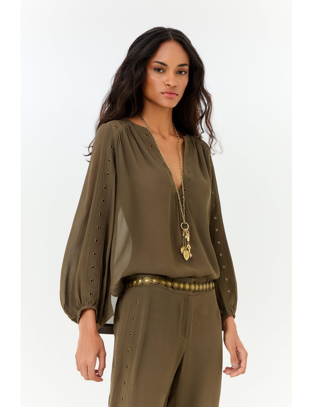 Blusa Manga Ggt Recorte Ilhos