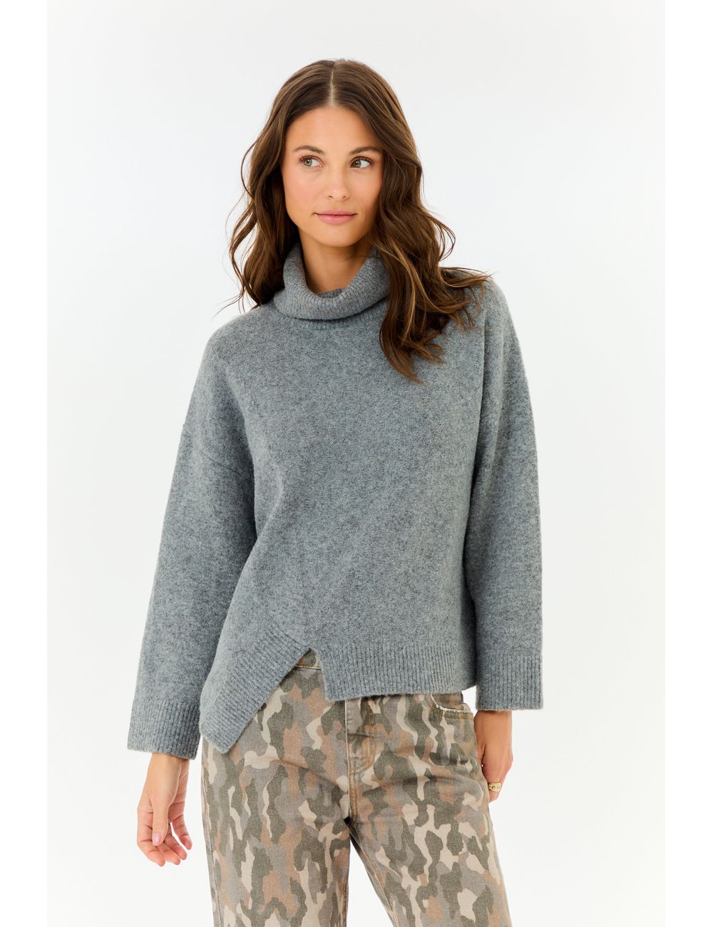 Pull Tricot Gola Alta Barra Assimetri