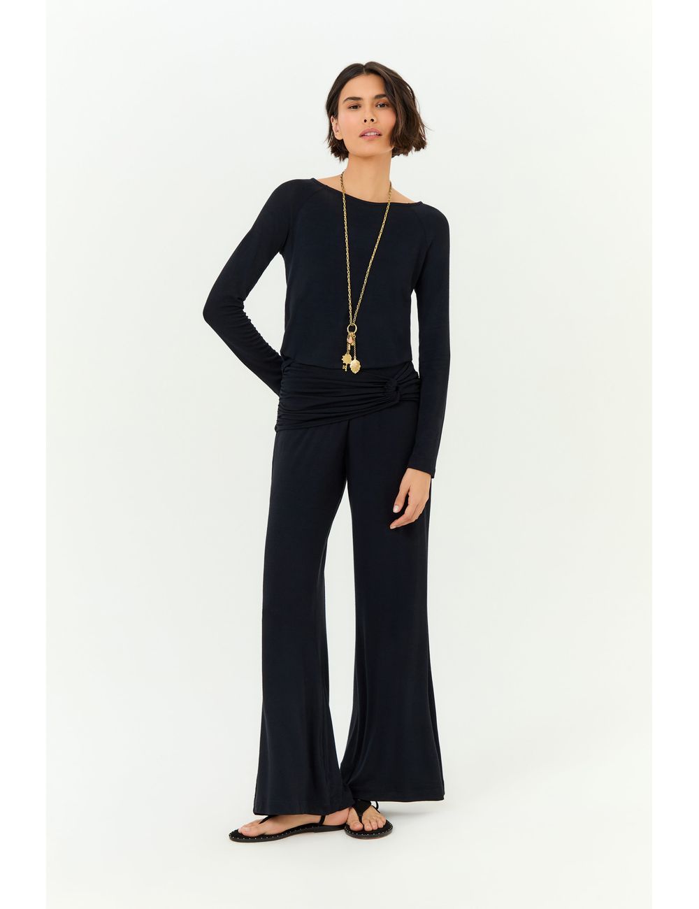 Calça Pantalona Detalhe Franzido
