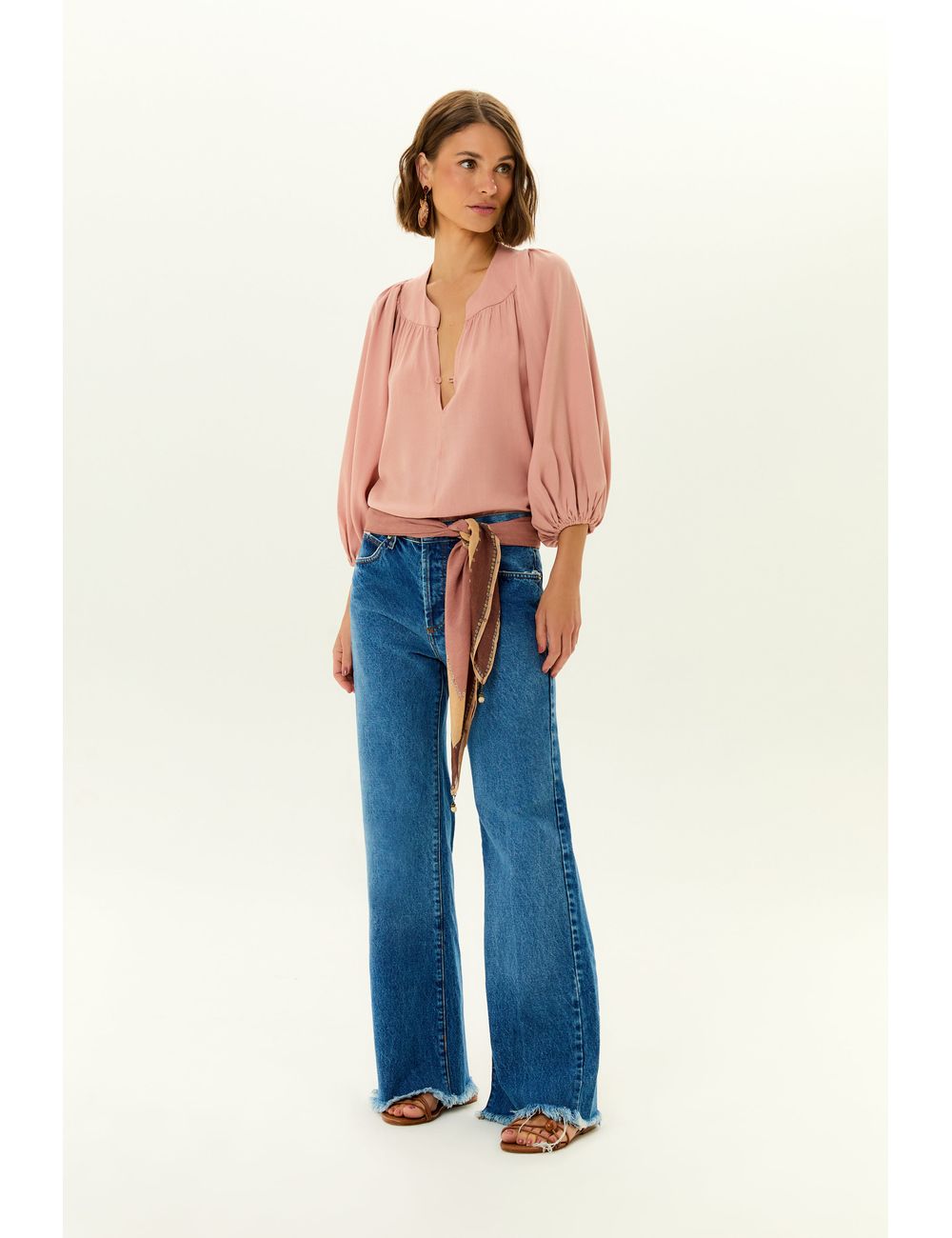 Calça Jeans Flare Botoes Braguilha
