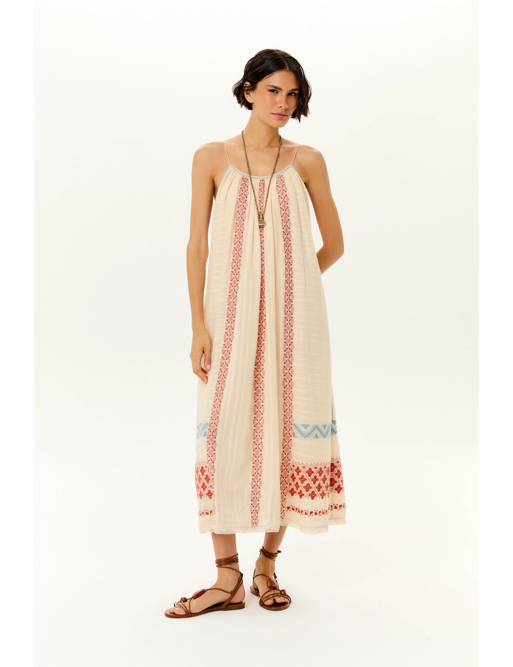 Vestido Midi Bordado Ulla