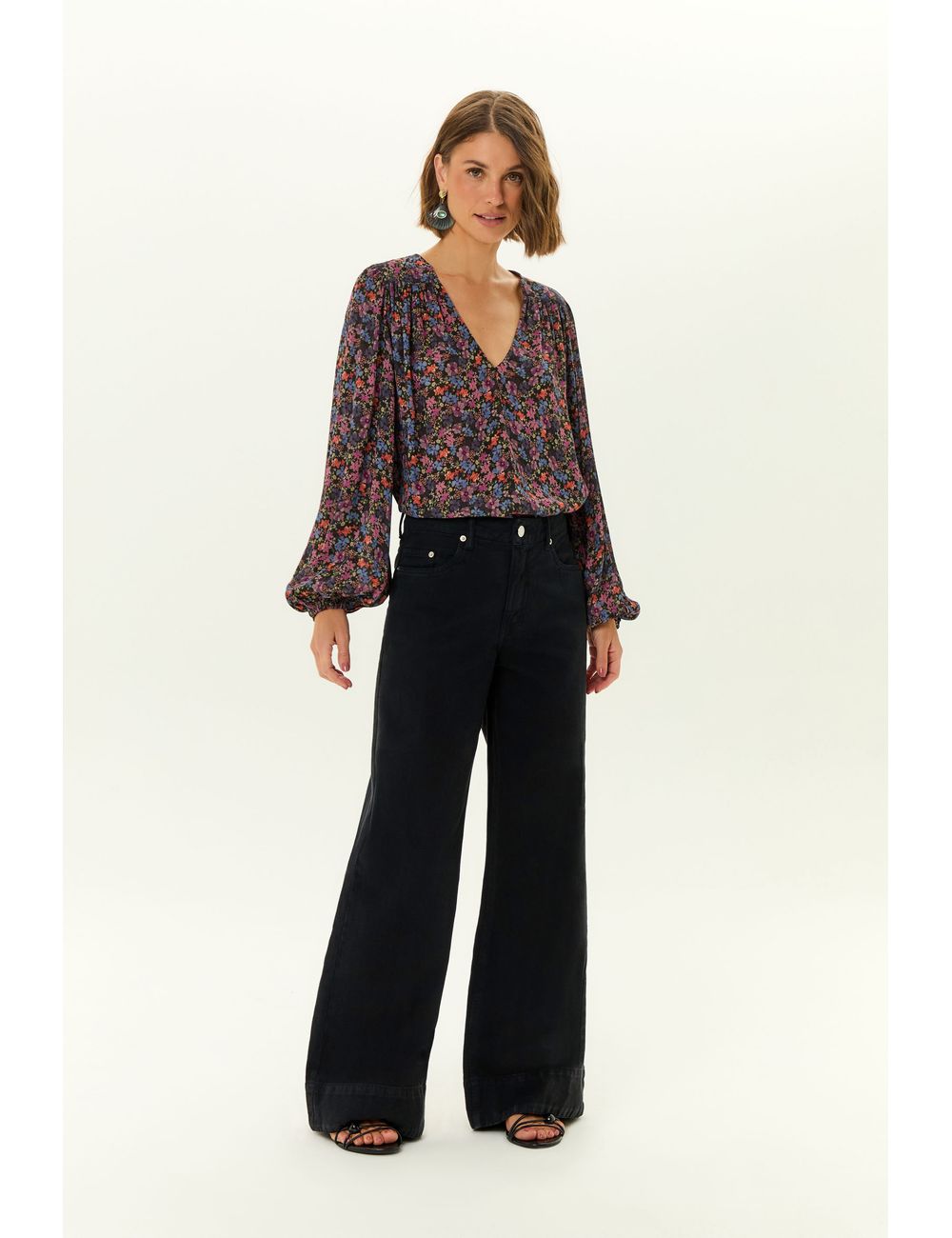 Calça Sarja Wide Leg Barra Larga