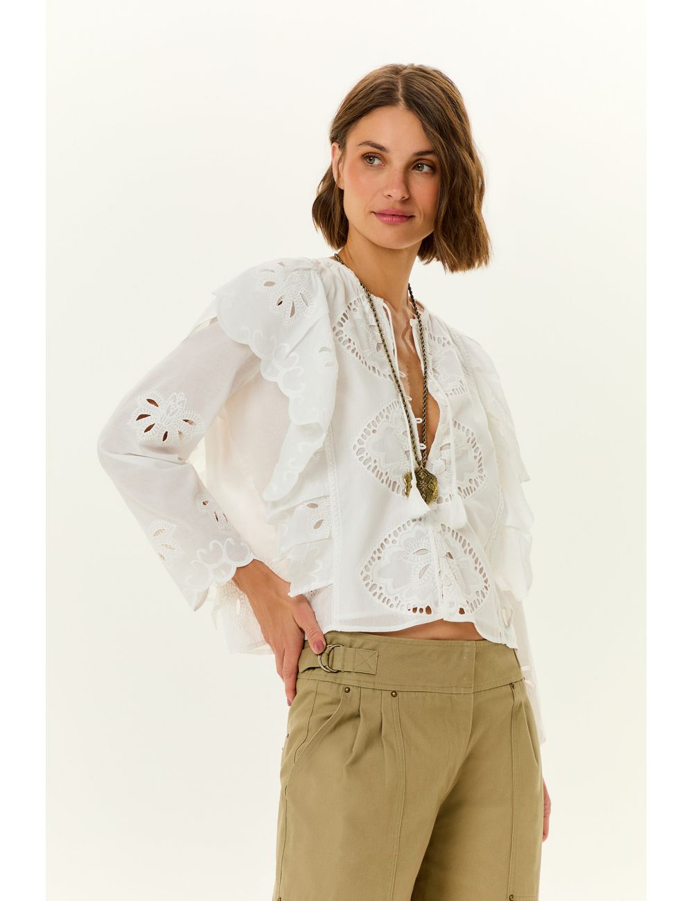 Blusa Manga Longa Bordado Lotus