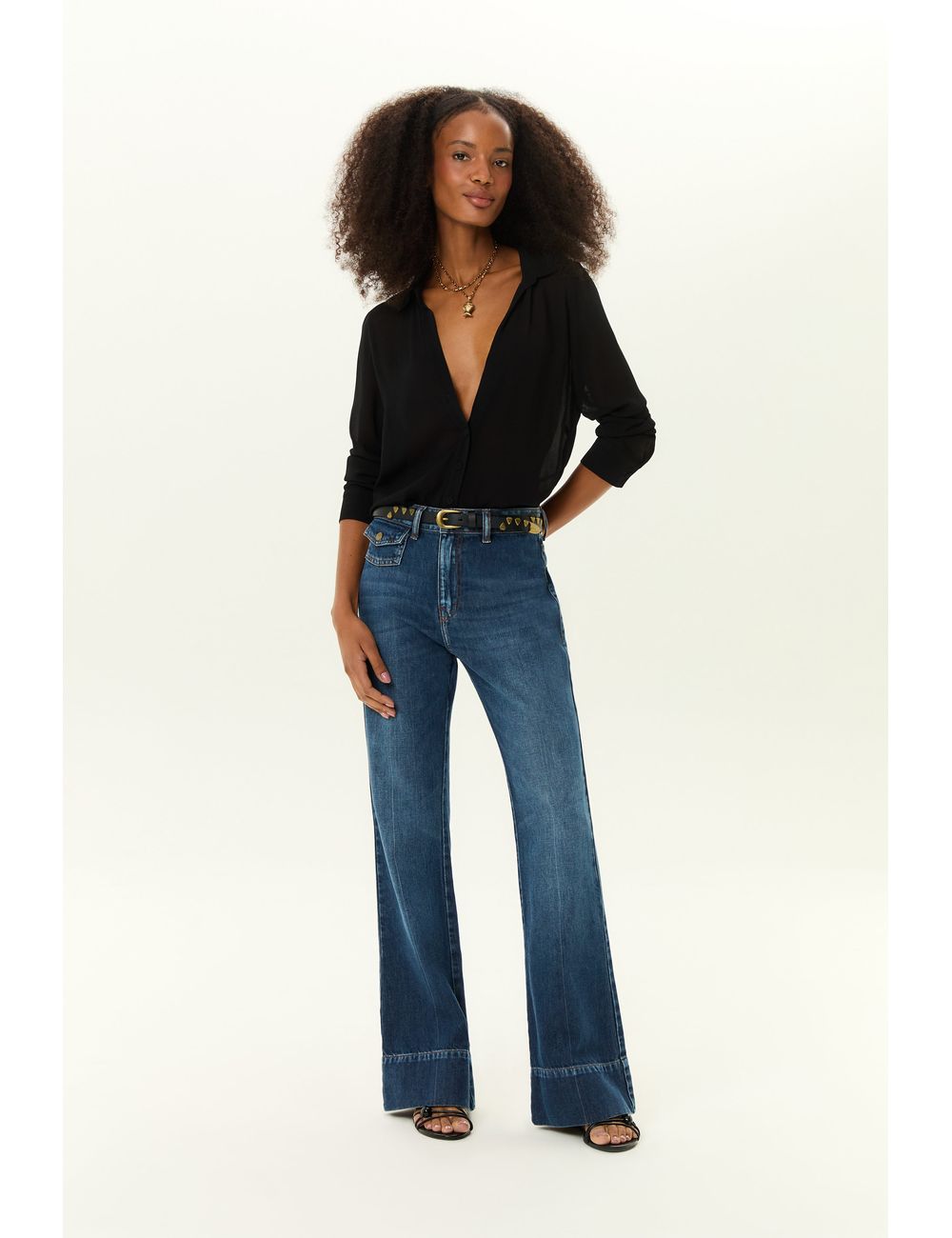 Calça Jeans Flare Bolsos