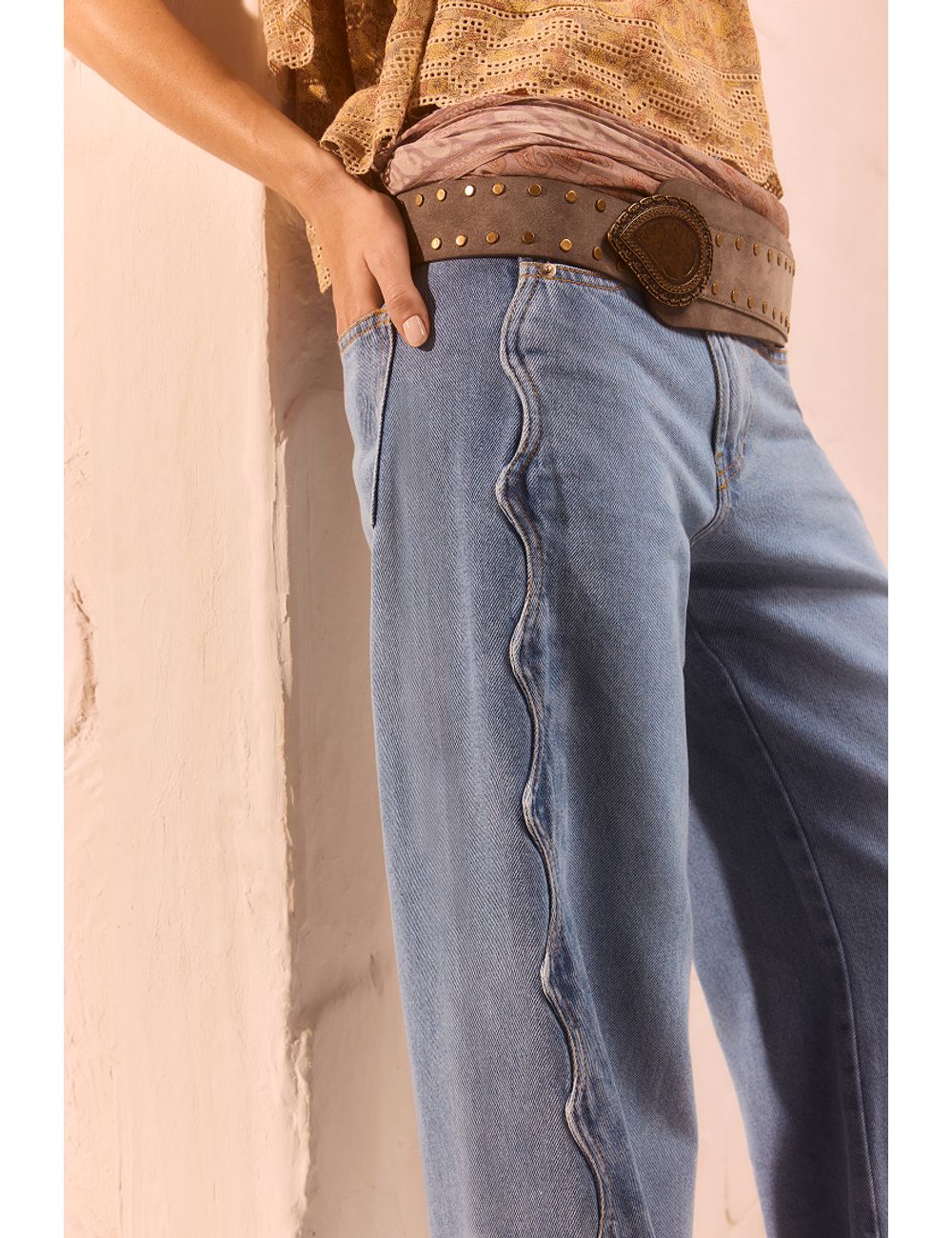 Calça Jeans Wide Leg Recorte Wavy